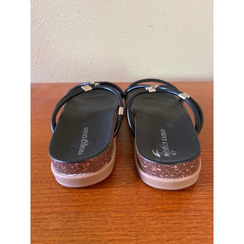 Project Cloud Womens Black Strappy Slide Sandals Silver Hardware Size 8M